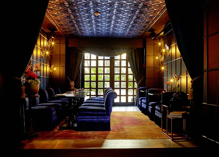 Provocateur Berlin, Part Of Sircle Collection Berlín