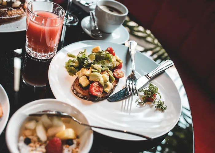 Provocateur Berlin, Part Of Sircle Collection 4*