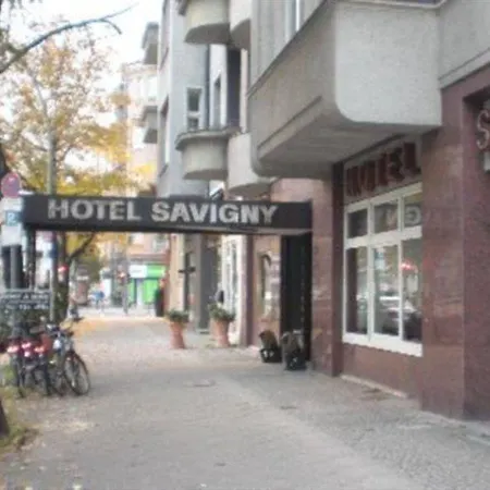 Provocateur Berlin, Part Of Sircle Collection Berlín