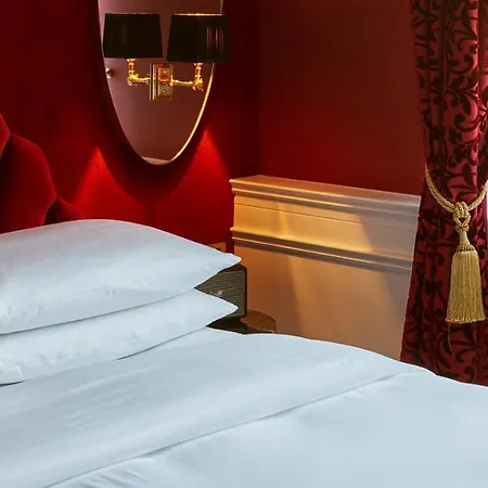 Provocateur Berlin, Part Of Sircle Collection 4* ברלין