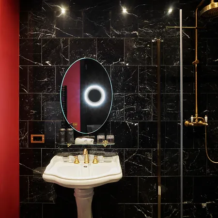 Provocateur Berlin, Part Of Sircle Collection 4*